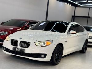 Xe BMW 5 Series 528i GT 2014