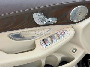 Xe Mercedes Benz GLC 200 4Matic 2021